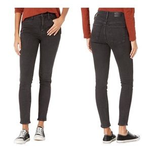 Madewell 10” high rise black skinny jeans